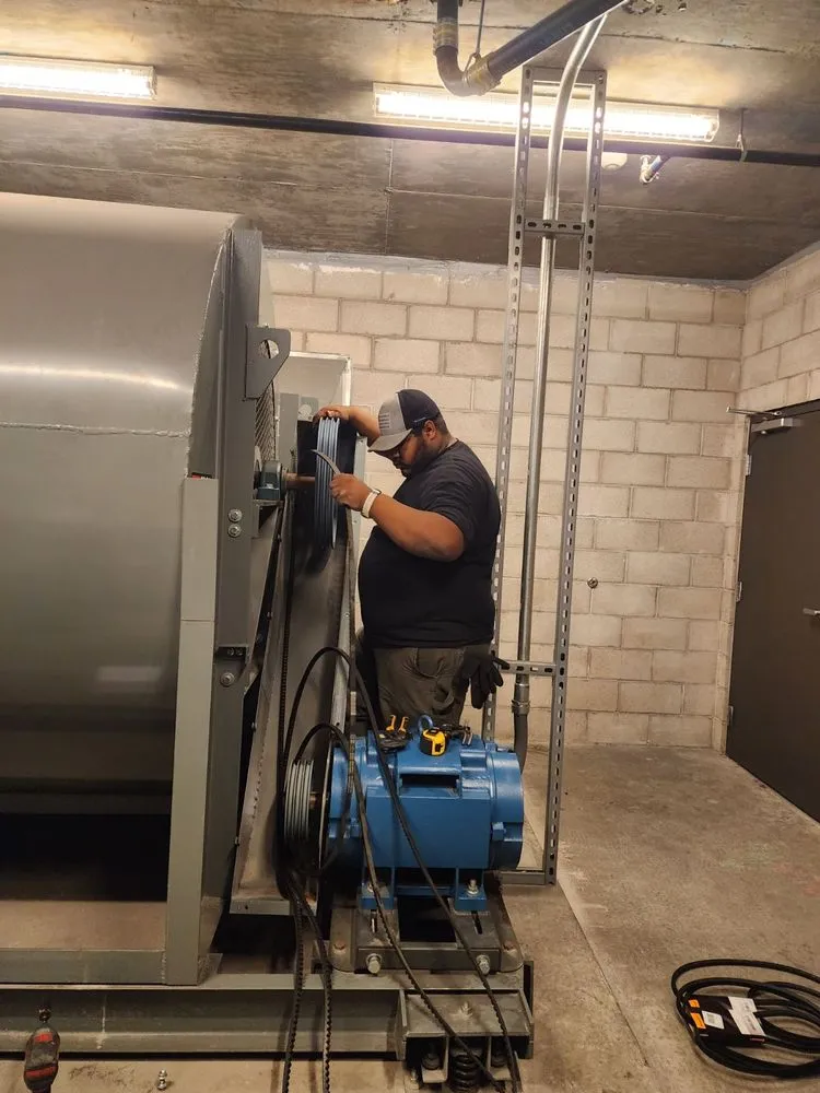 Slide of Cortes Electric