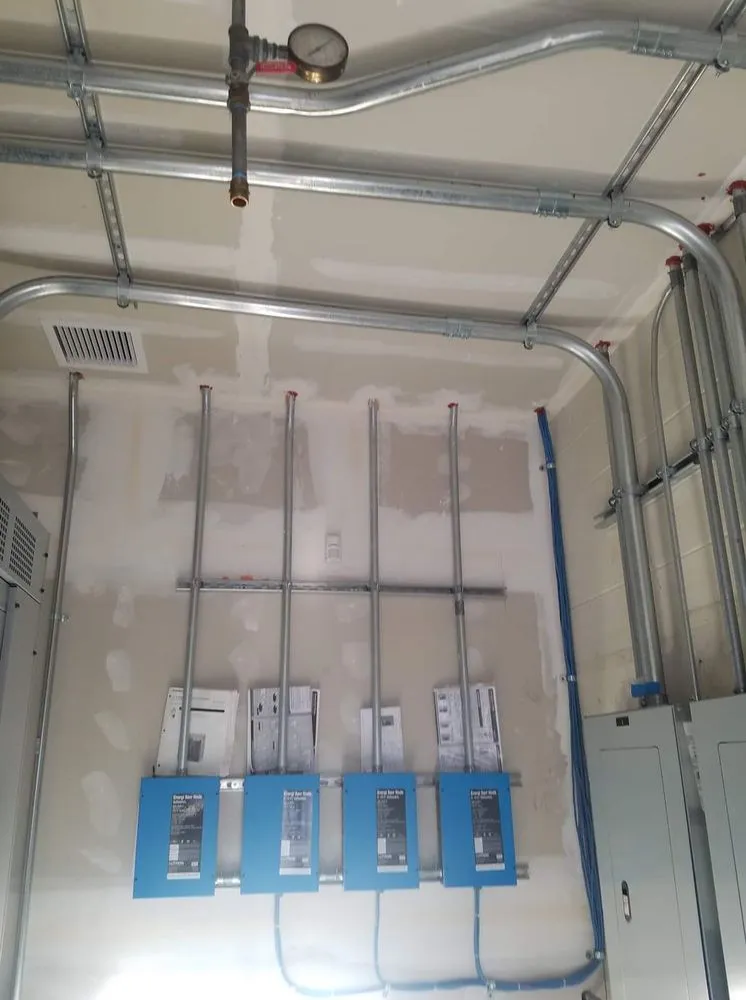 Slide of Cortes Electric