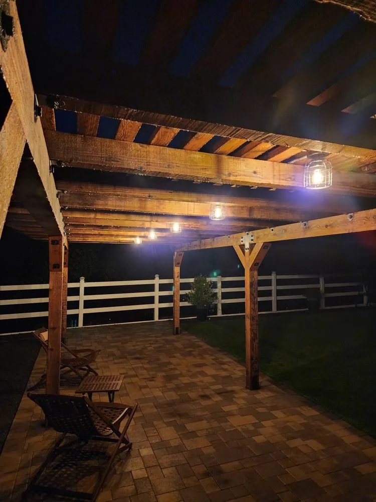 Emergency electrical service for homes in outlet and switch repair,  by 