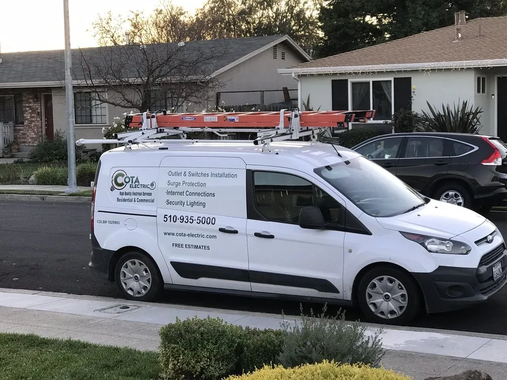 Slide of Cota Electric