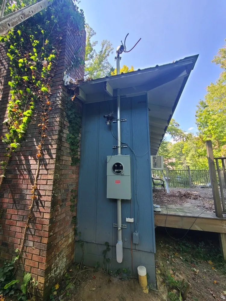 Reliable electrician providing wiring installation in Meadow Bridge, WV - Country Roads Electrical