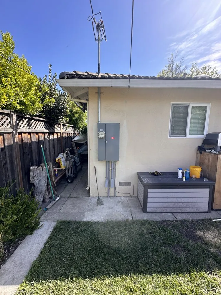 Slide of Courtesy Electric