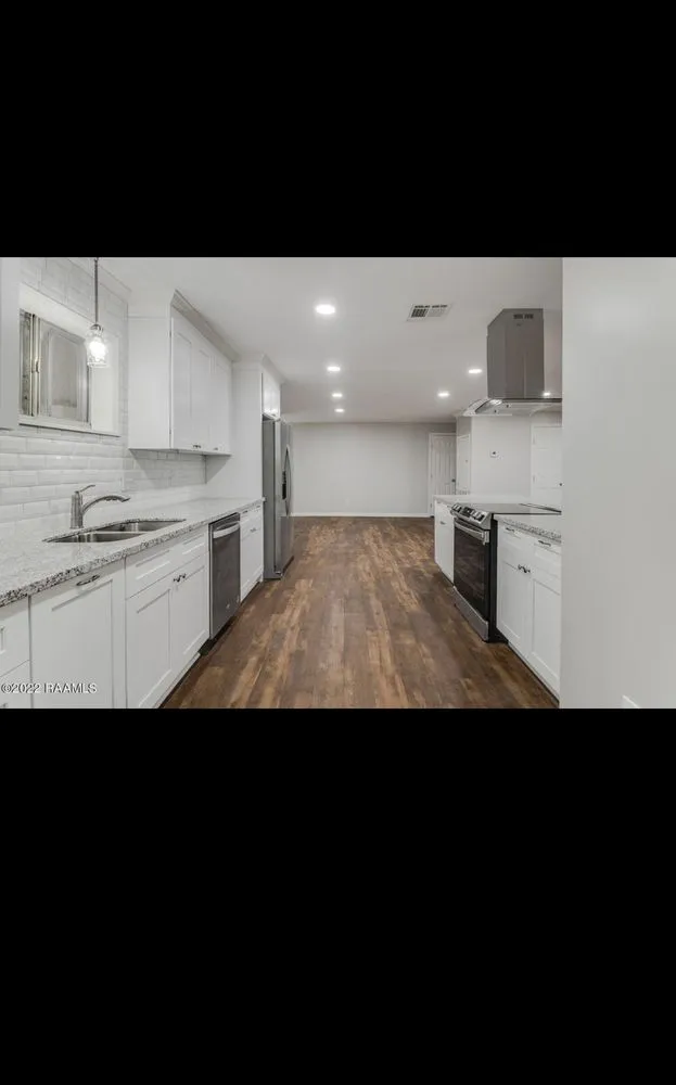 Slide of Courville Construction