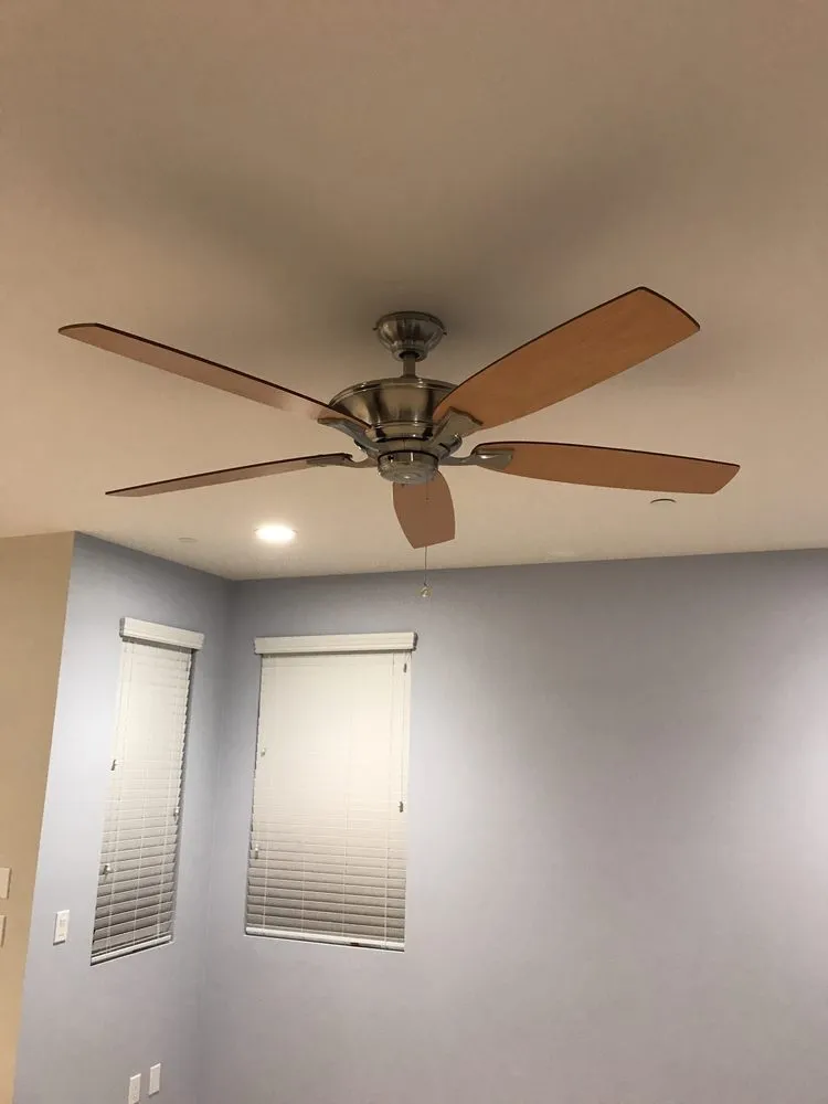 Slide of Cowboy Fans