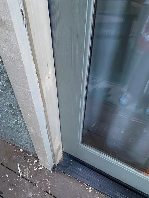 Slide of Crafty Carpenters