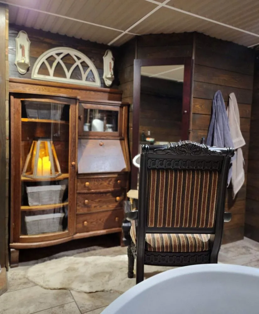 Slide of Craig's Custom Construction