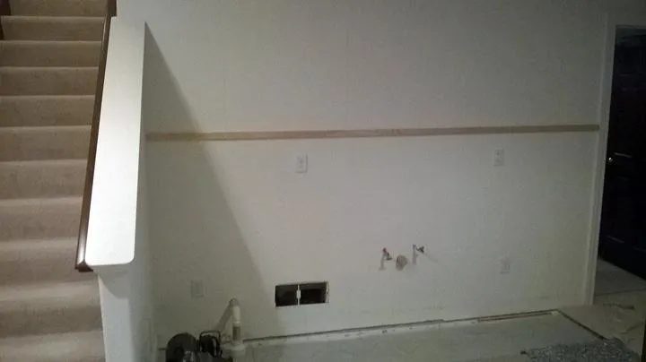 Professional electrician providing circuit breaker repair in , 