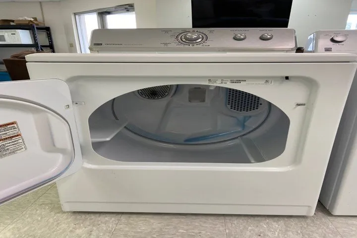 Emergency electrician providing lighting installation in , 