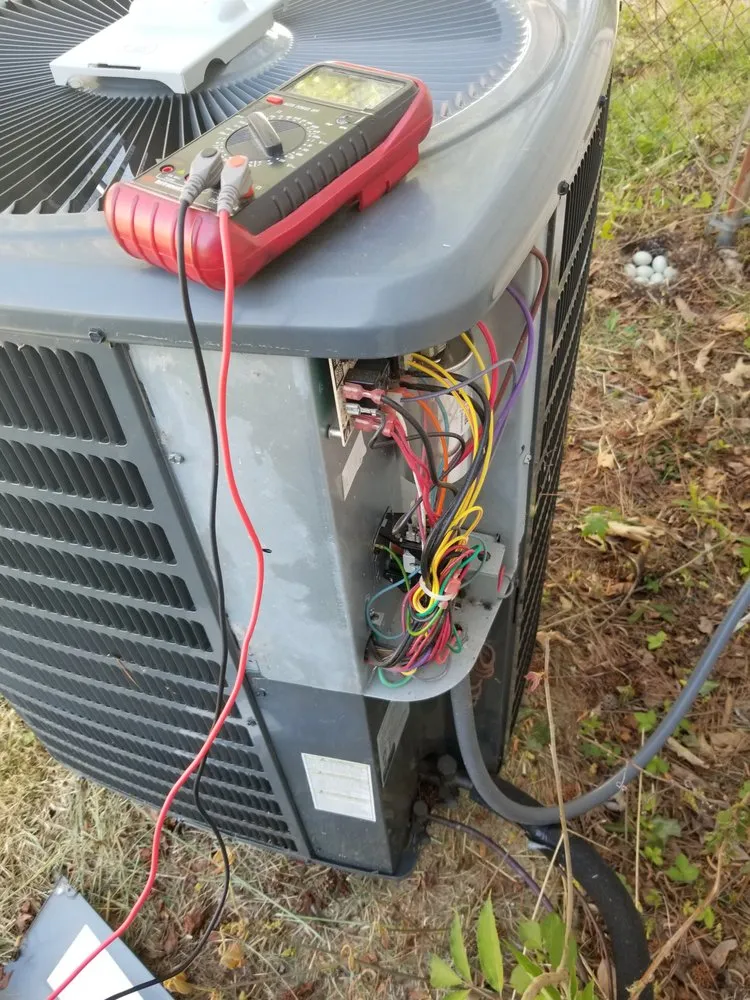 Slide of Cre8tive Solutions Contracting