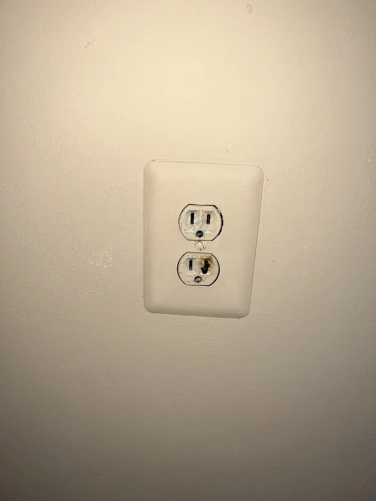 Slide of Creative Electrical Solutions