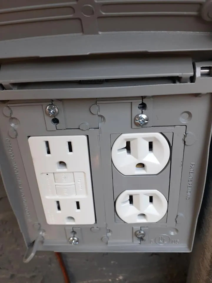 Slide of Crestline Certified Electrician