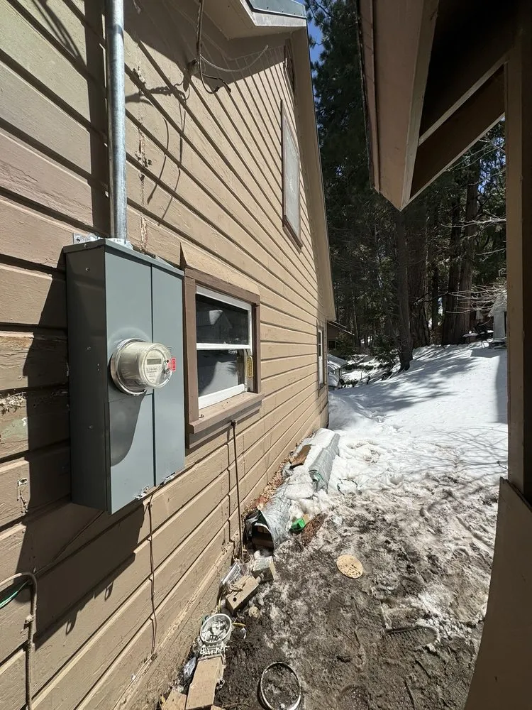 Slide of Crestline Electric