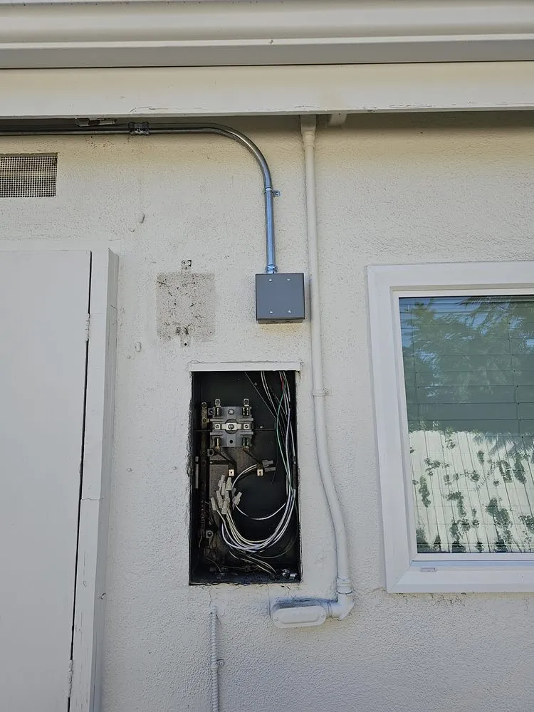 Slide of Crkt Electric