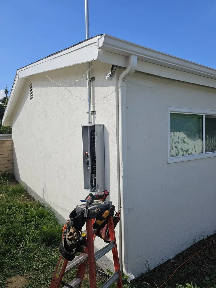 Slide of Crkt Electric