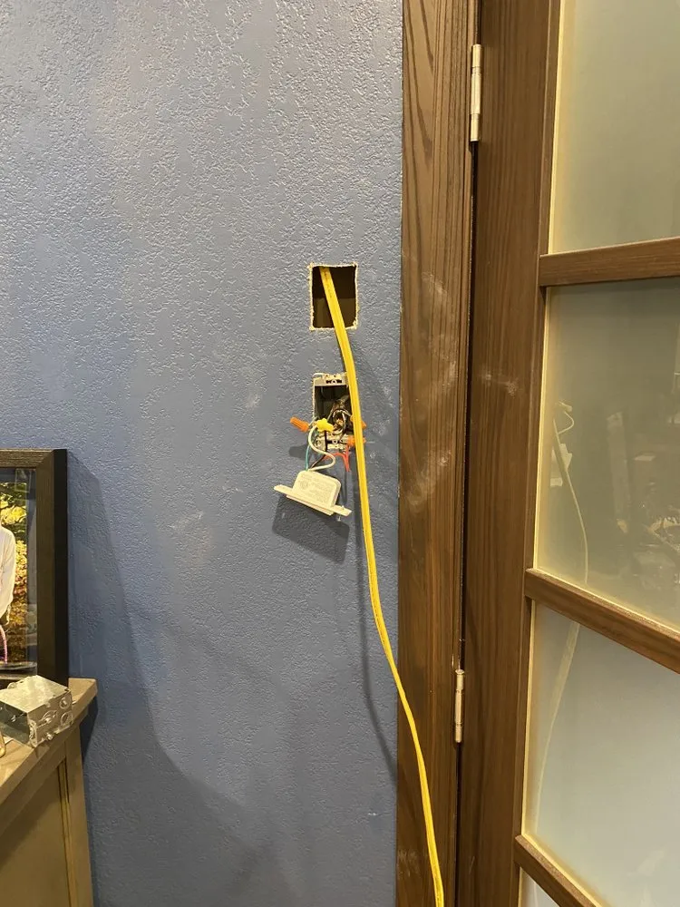 Certified emergency electrical service experts serving ,  - CRO Handyman Service Welding & Brazing