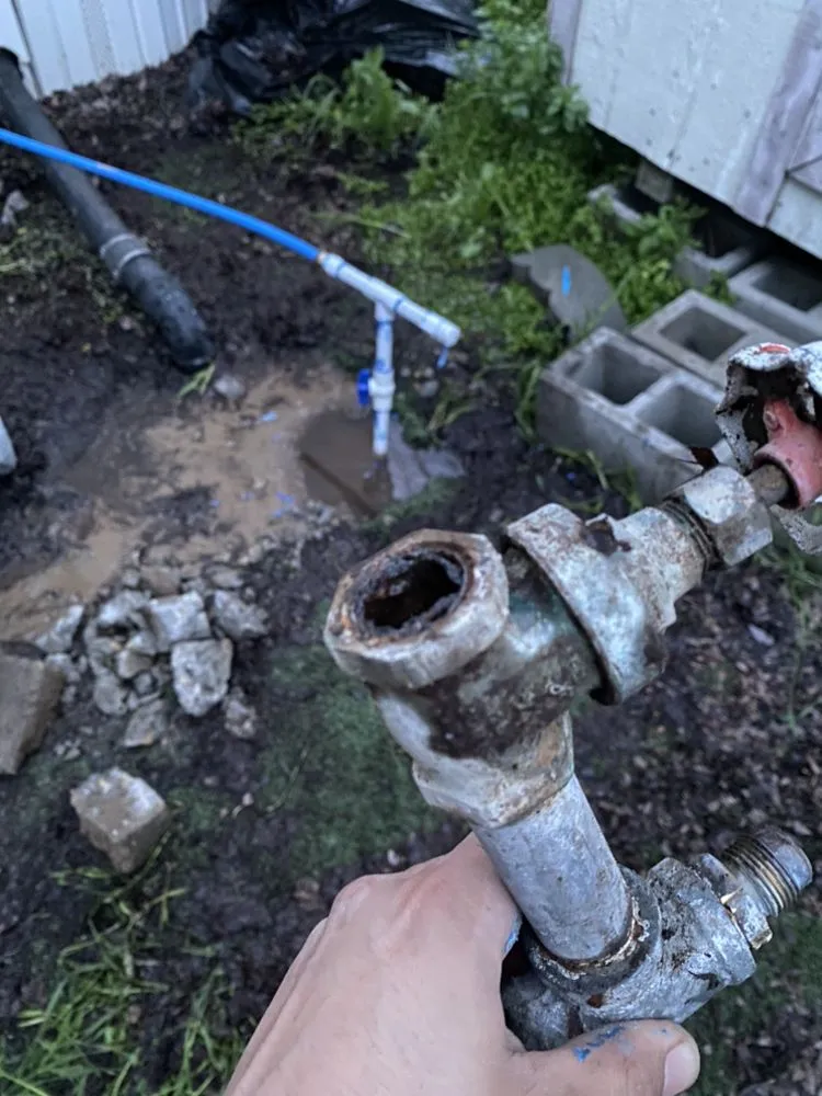 Professional electrician providing wiring installation in , 