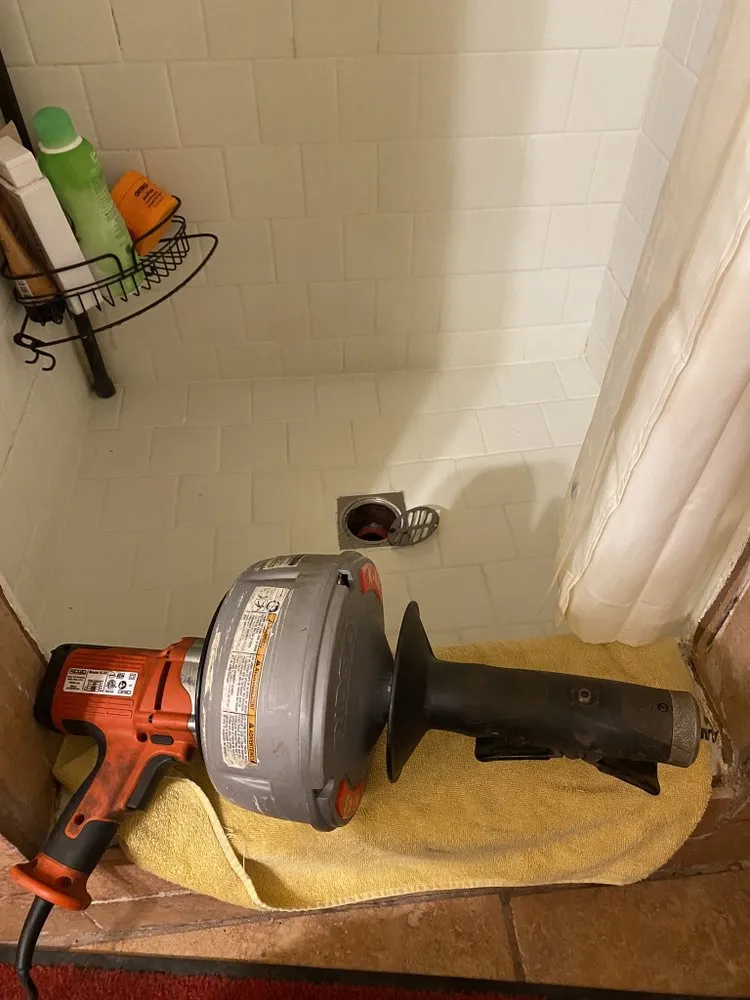 Professional electrician providing emergency electrical service in , 