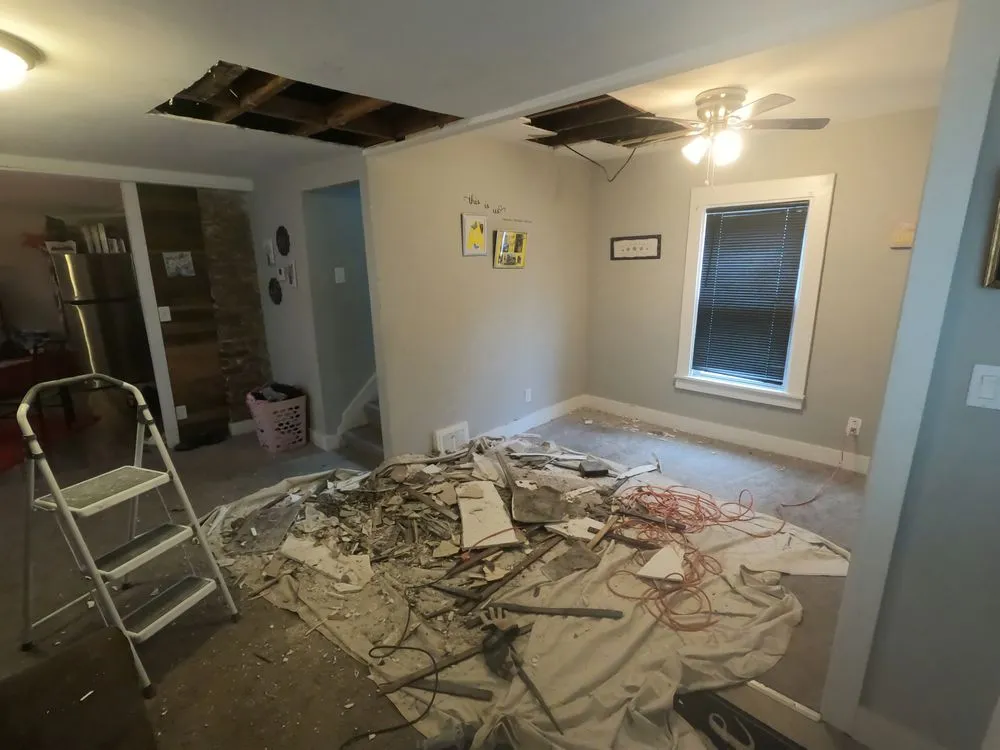 Slide of Cronos Renovations