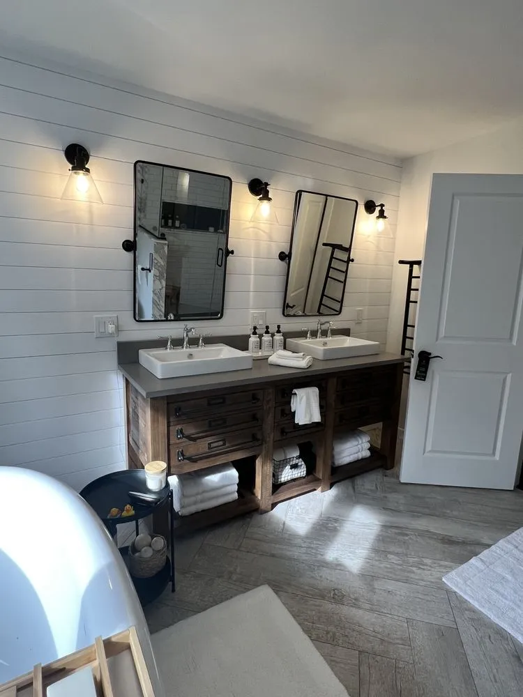 Slide of Cross Brothers Electric