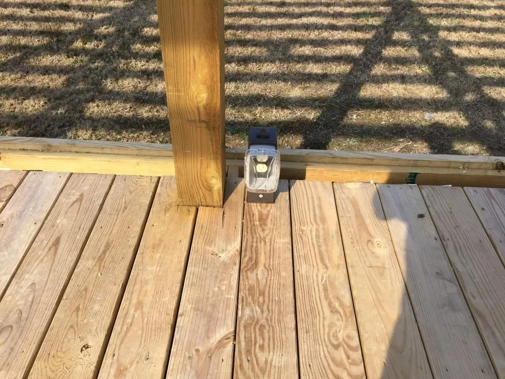 Slide of Cross Lines Electric