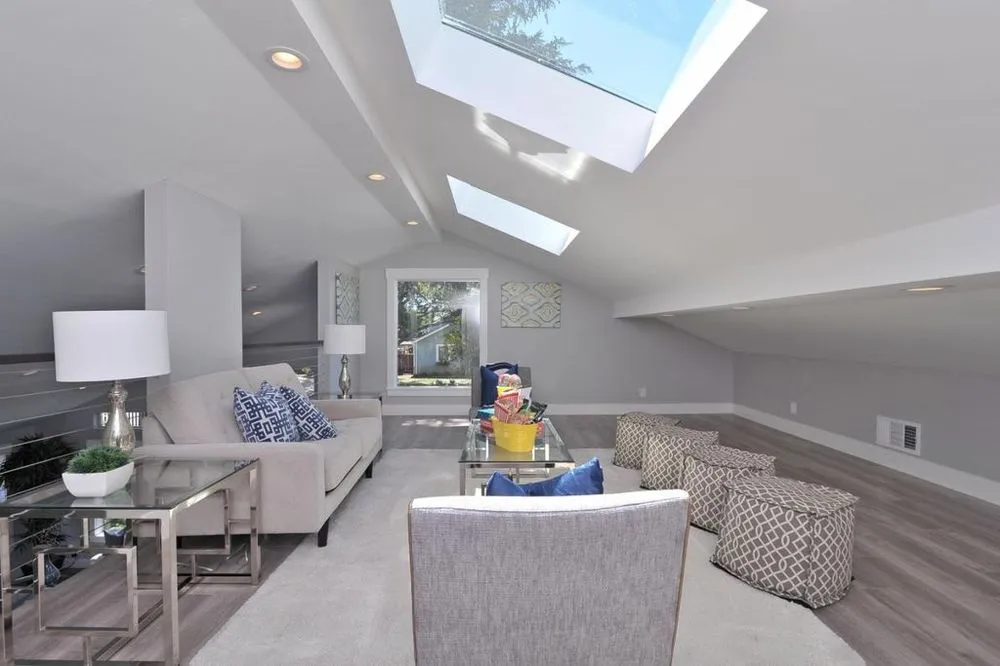 Slide of Cross Rhodes Electric