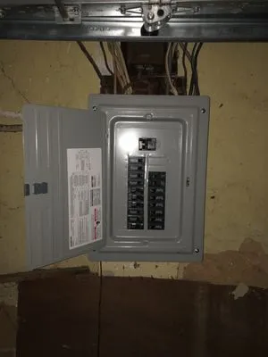 Crosscut Construction 215 Logo