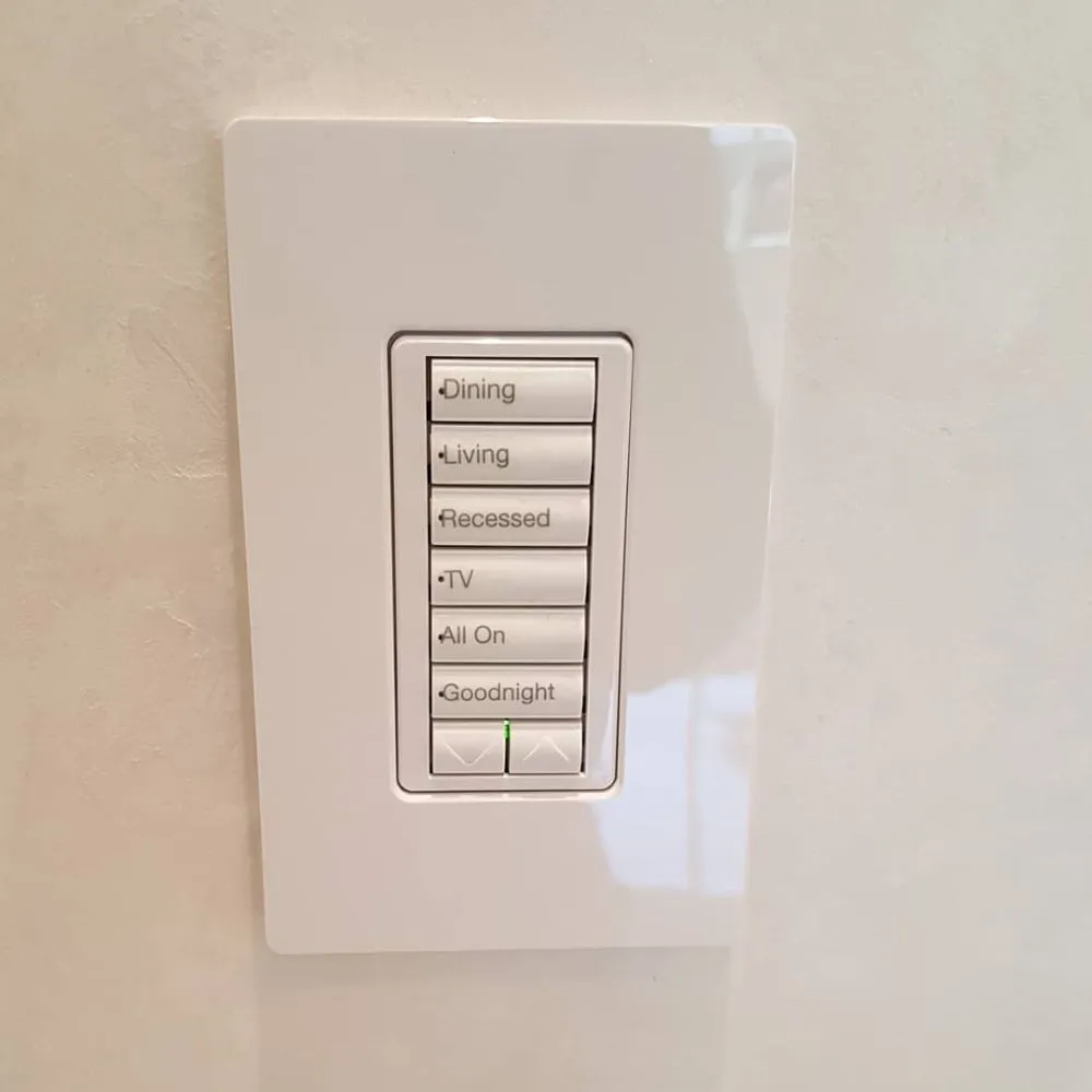 Expert electrician providing electrical repair in San Fernando Valley, CA - Crown GE