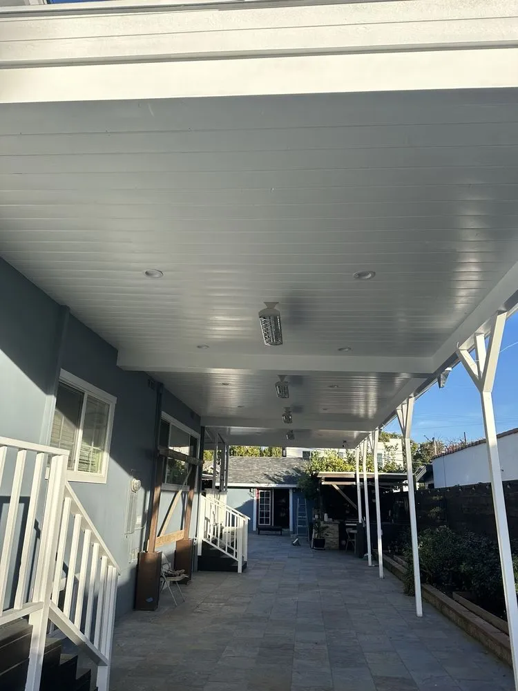 Slide of Cruz Electric