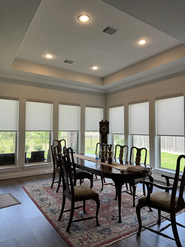 Slide of Cruz Electric