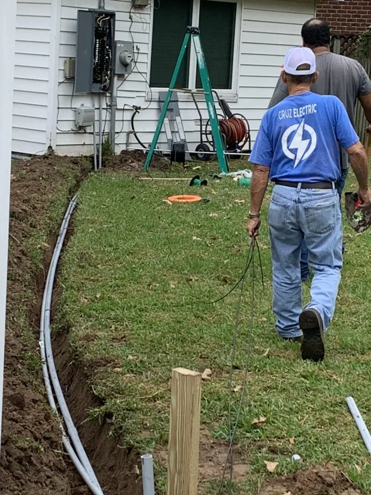 Slide of Cruz Electric