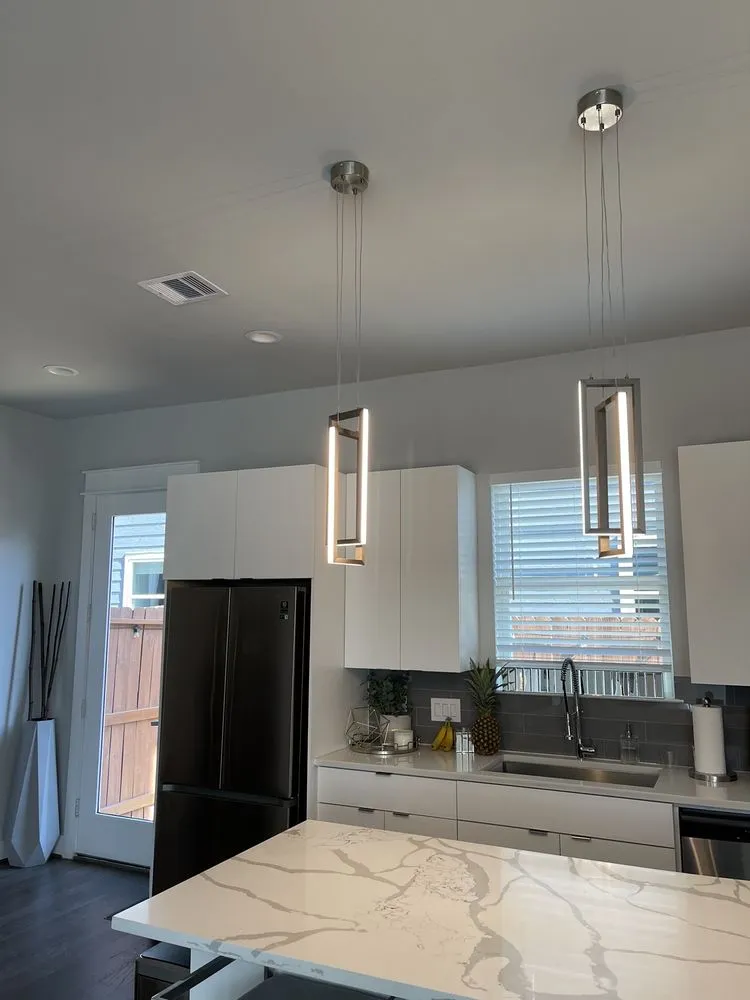 Slide of Cruz Electric