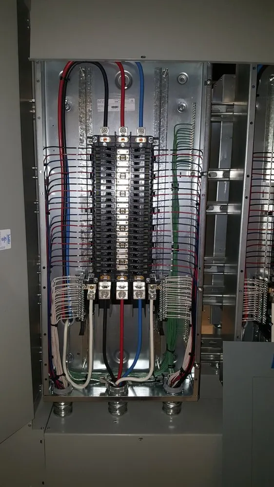 Slide of CRUZ Electric Services