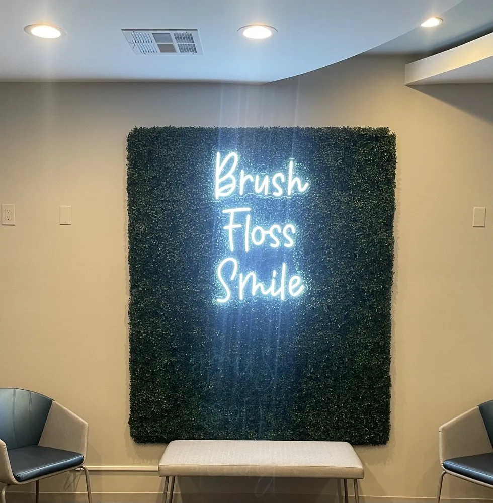 Slide of Cruz Electrical