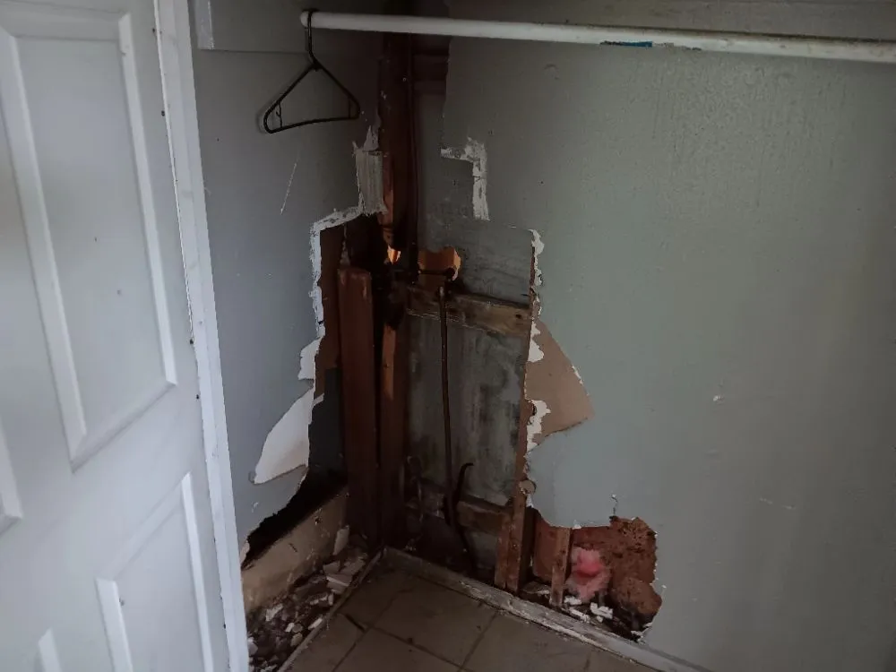 Slide of Cruz Makeready Solutions