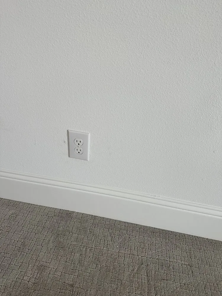 Slide of Cruz Power Electric