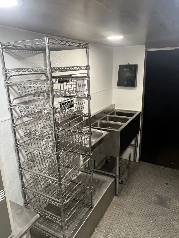 Professional outlet and switch repair experts serving ,  - Cruz Remodel Electric