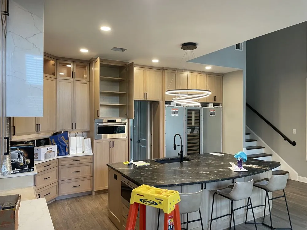 Slide of Cruz Remodel Electric