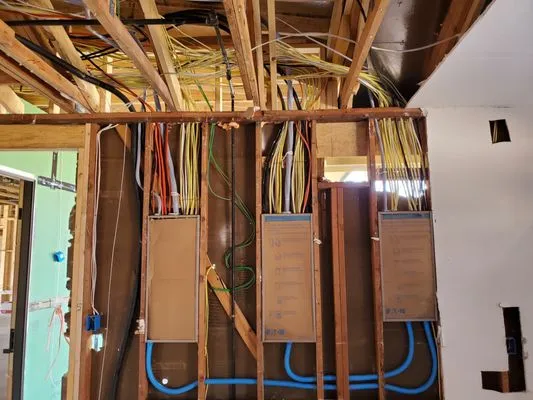 Cruz Sa Electric Logo