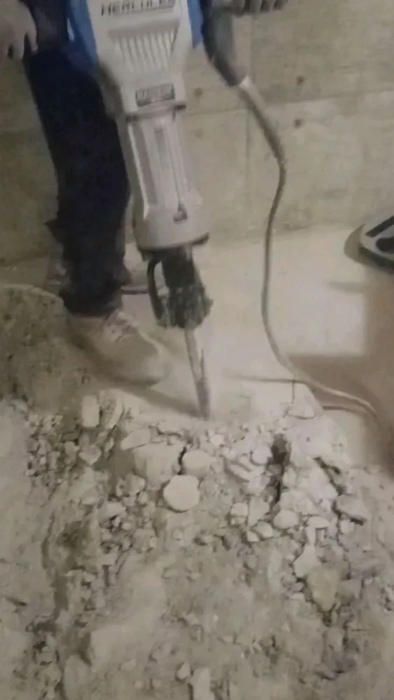 Slide of Cruzada Construction