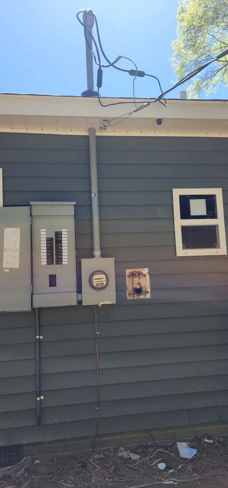 Slide of Cruzito Electrician Service