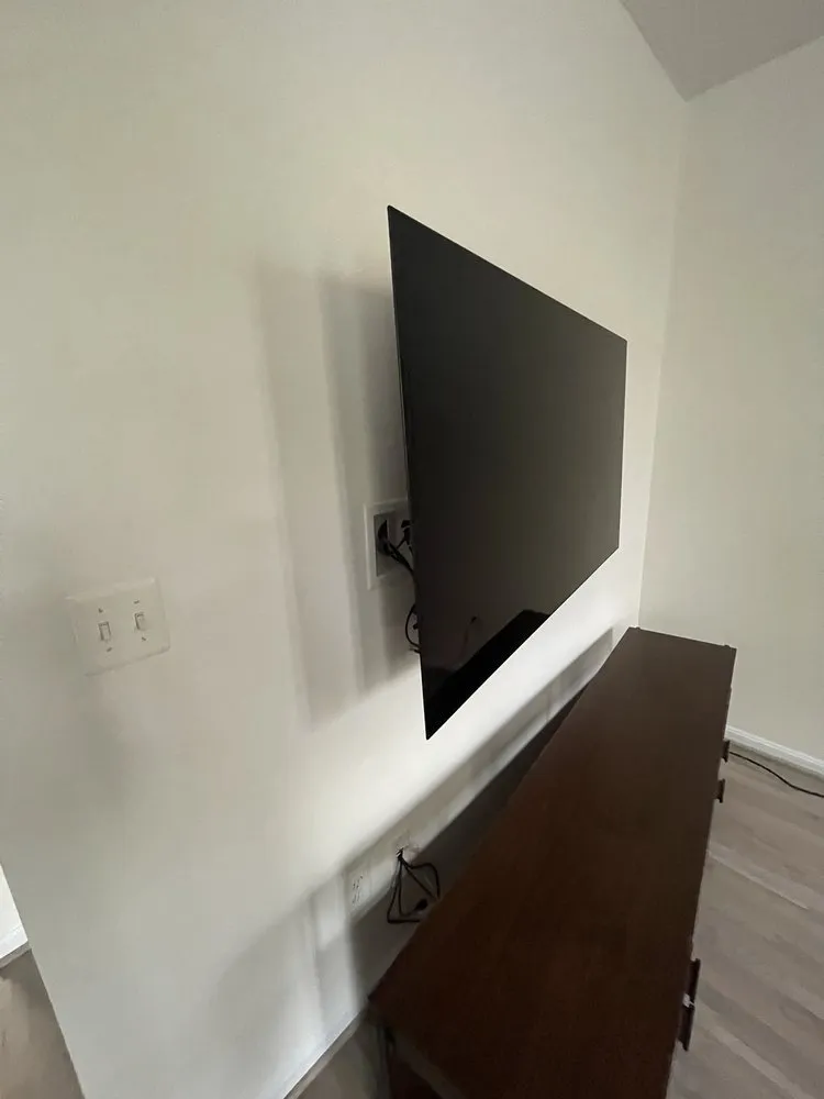 Slide of C&S Electrical Services