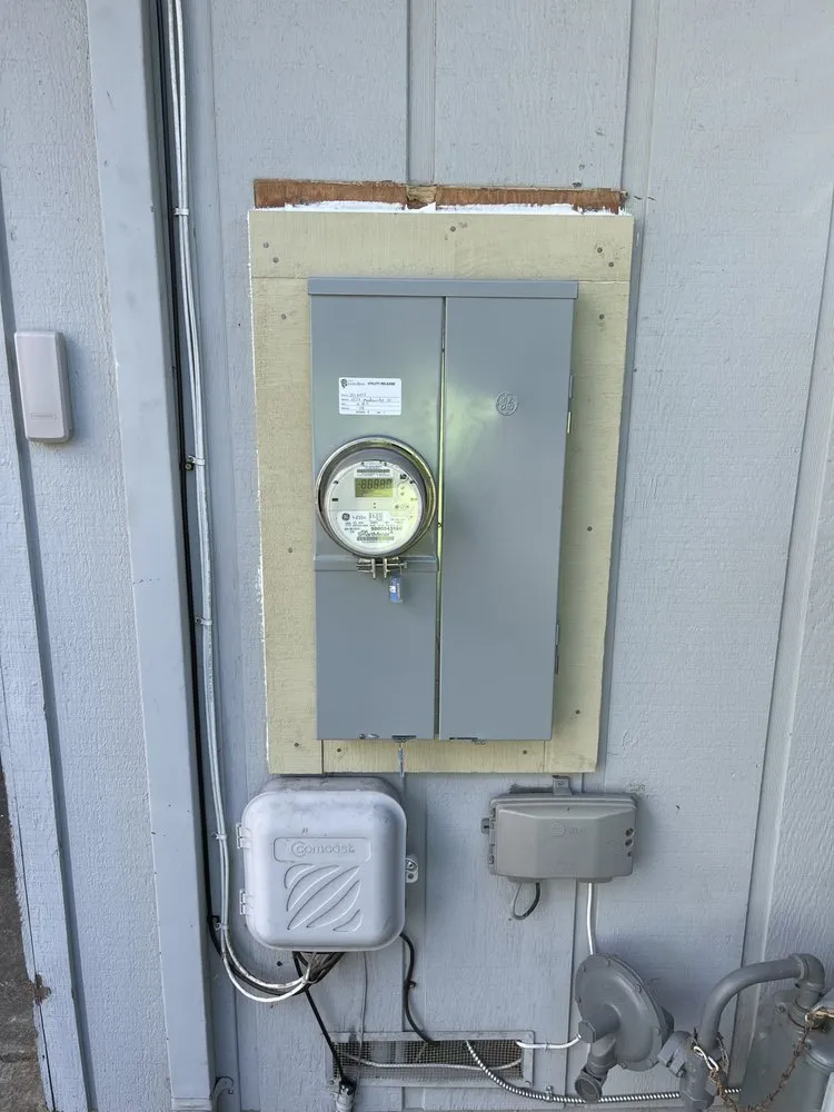 Slide of CSN Electric