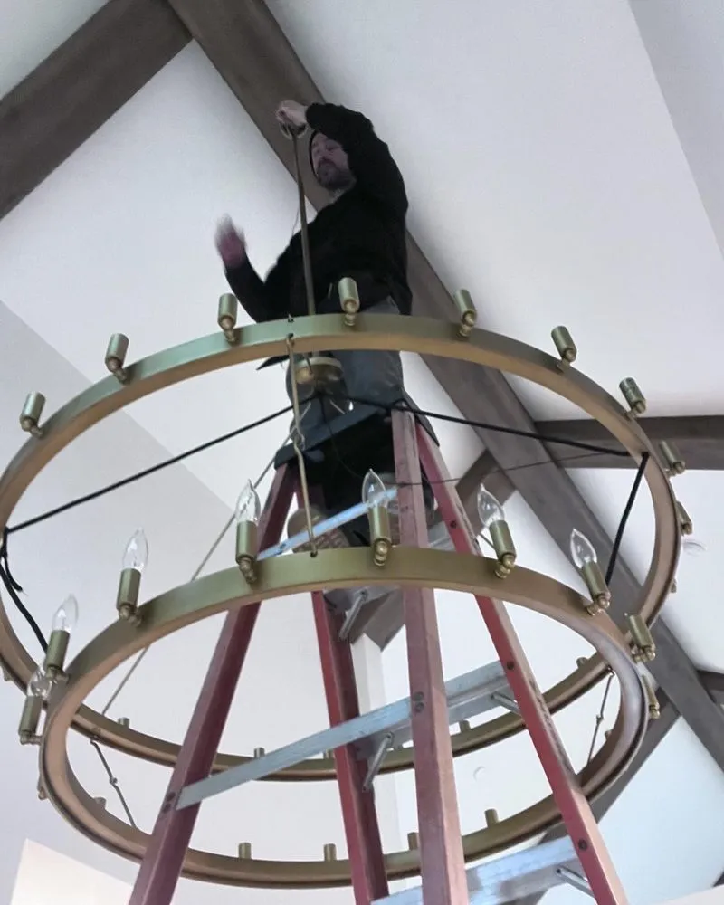 Slide of CSN Electric