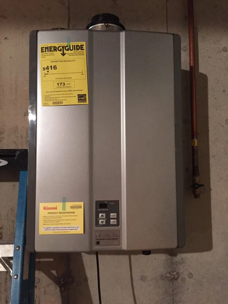 Emergency electrician providing outlet and switch repair in , 