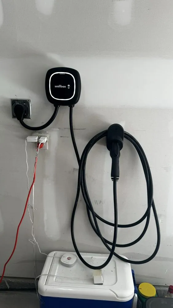 Slide of C&T Electrical Service