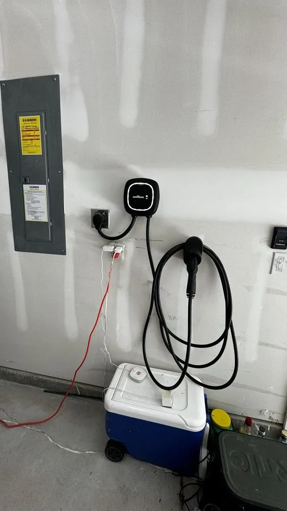 Slide of C&T Electrical Service