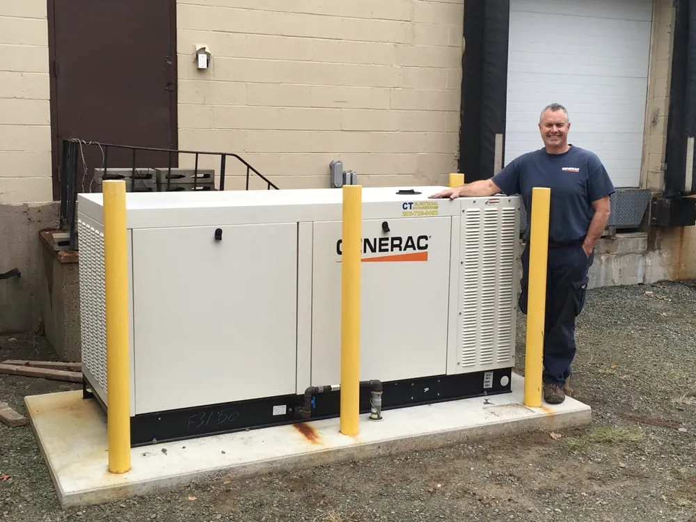 Emergency electrician providing electrical repair in , 