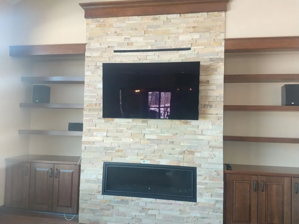 Licensed electrical service for homes in circuit breaker repair, by