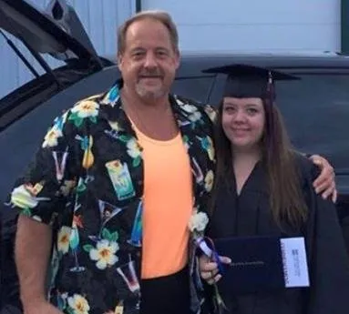 Emergency electrician providing outlet and switch repair in , 