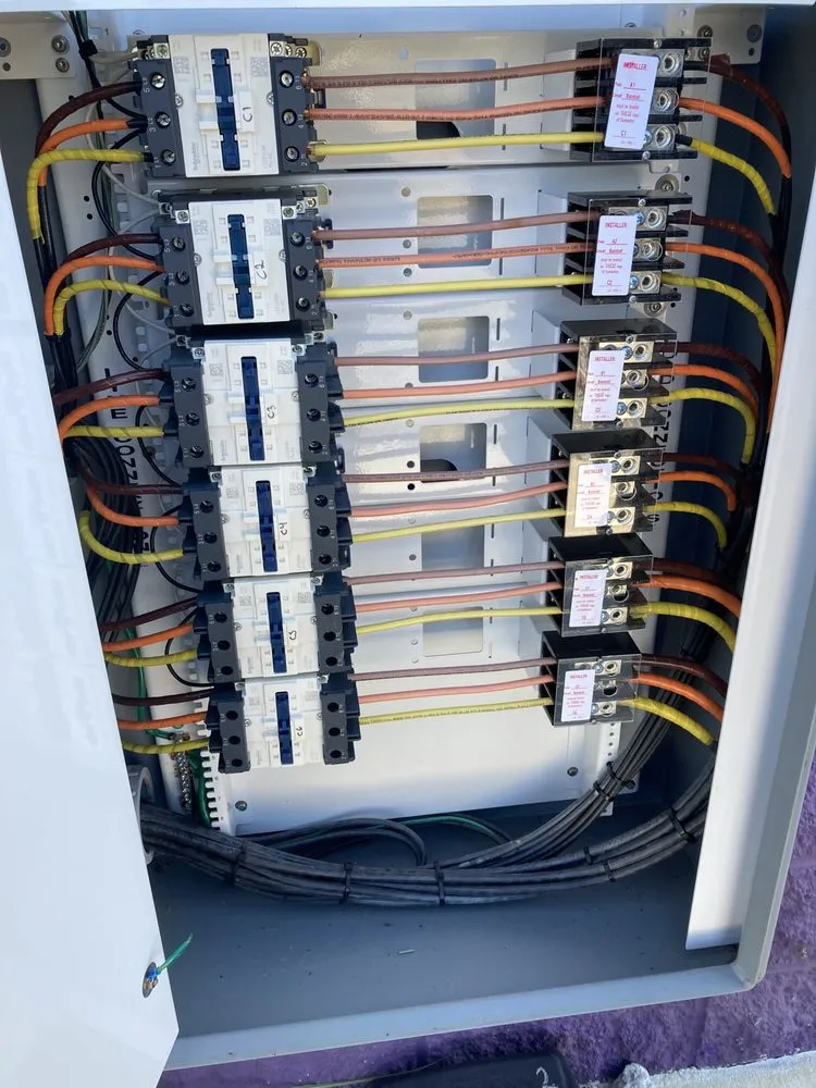 Certified electrician providing electrical repair in Laceys Spring, AL - CTS Electric